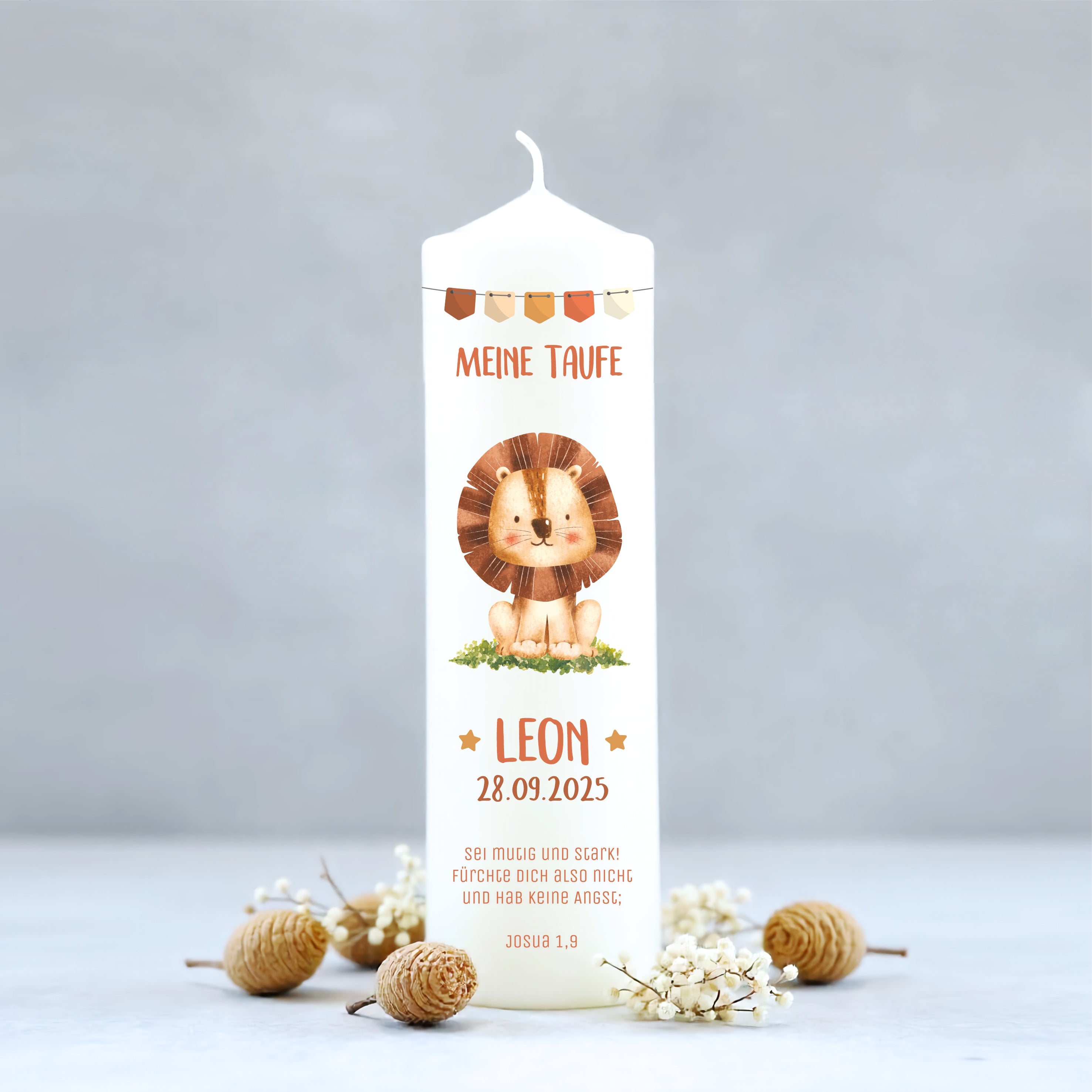 Taufkerze Löwe für Jungen | kerzeundco.de