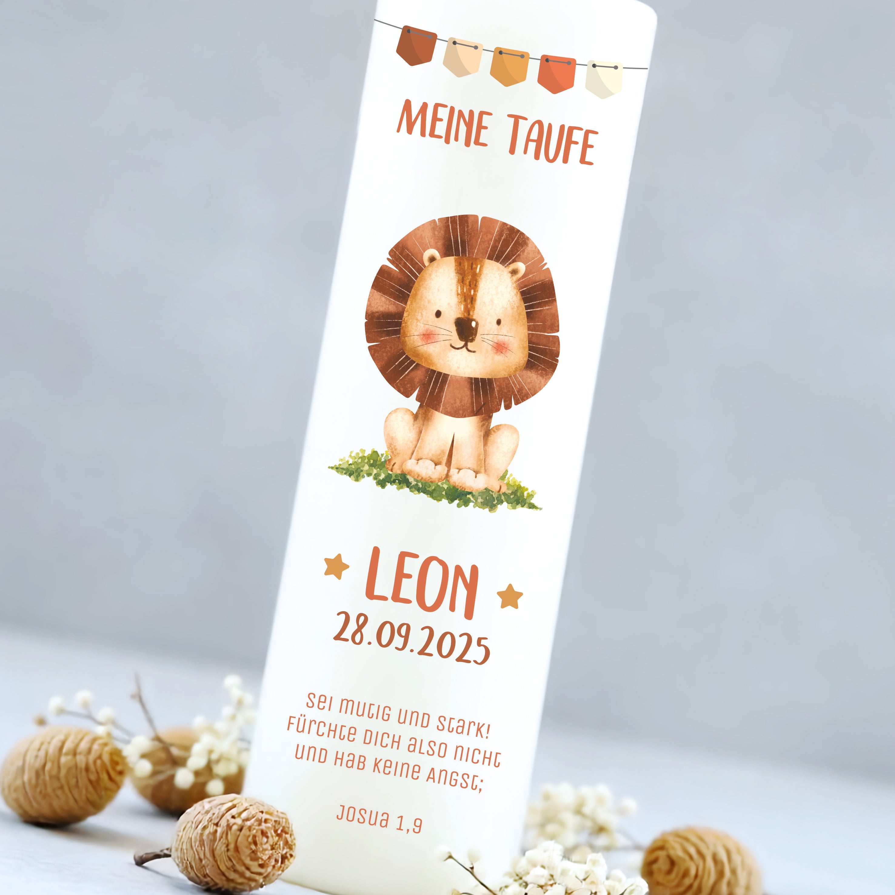 Taufkerze Löwe für Jungen | kerzeundco.de