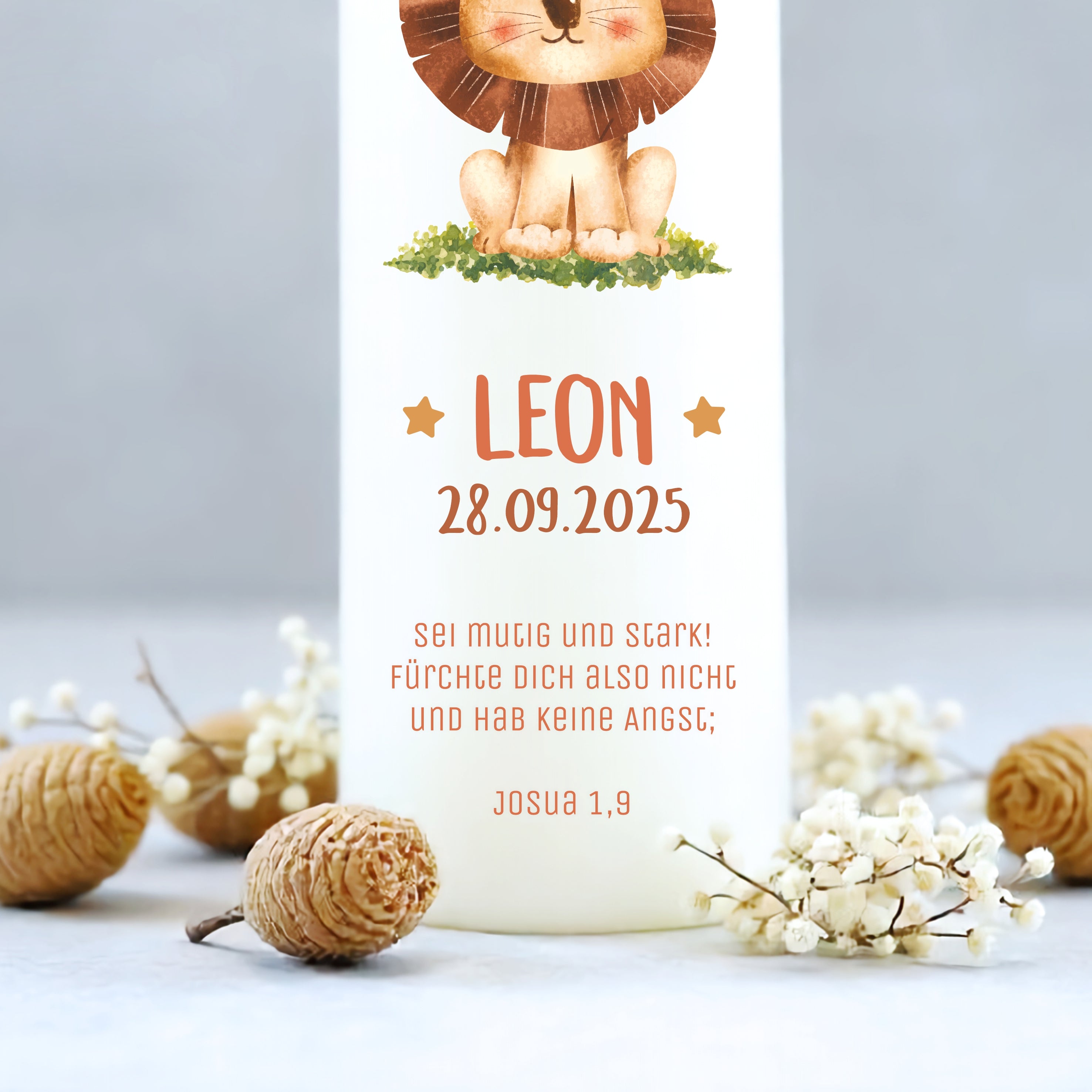 Taufkerze Löwe für Jungen | kerzeundco.de